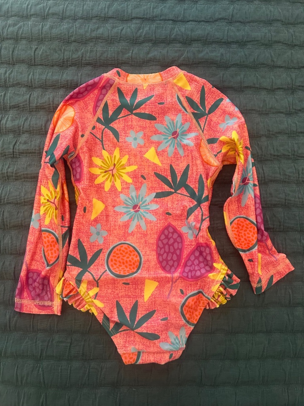 Tea Collection Rashguard Bathing Suit 2T - Picture 3 of 3